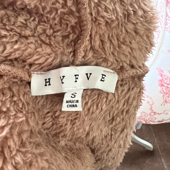 NWOT HYFVE FAUX FUR HOODIE JACKET | Mocha size S - Picture 7 of 9